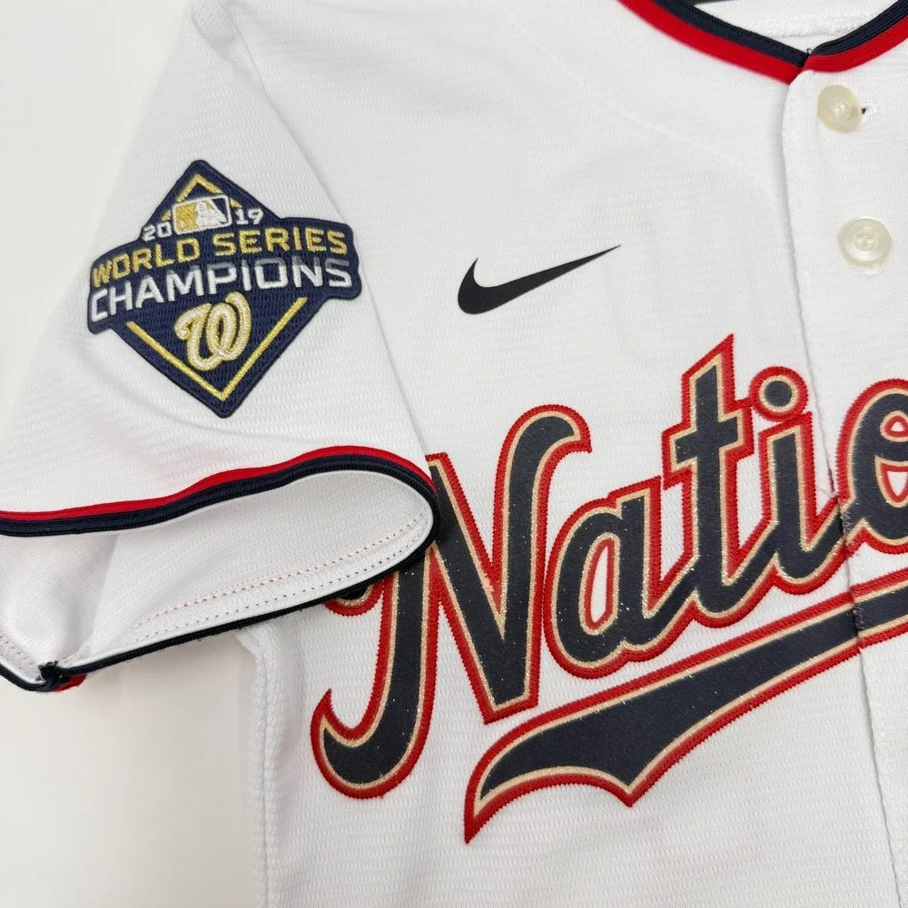 Nike Washington Nationals Juan Soto 2019 Champions Jersey‎ Youth Small Glitter